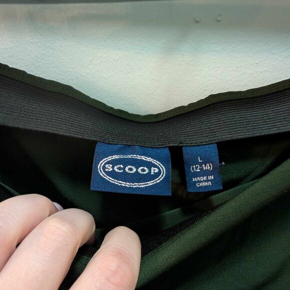 *3/$25* Women's Dark Green Pull On Elastic Waist Skirt - Size Large - Picture 5 of 7